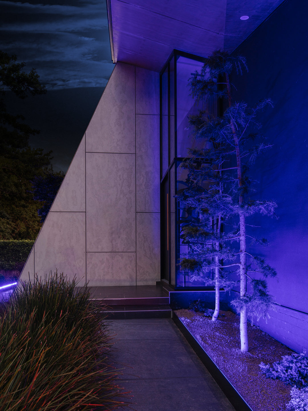 Edglit – Modular garden edging + lighting
