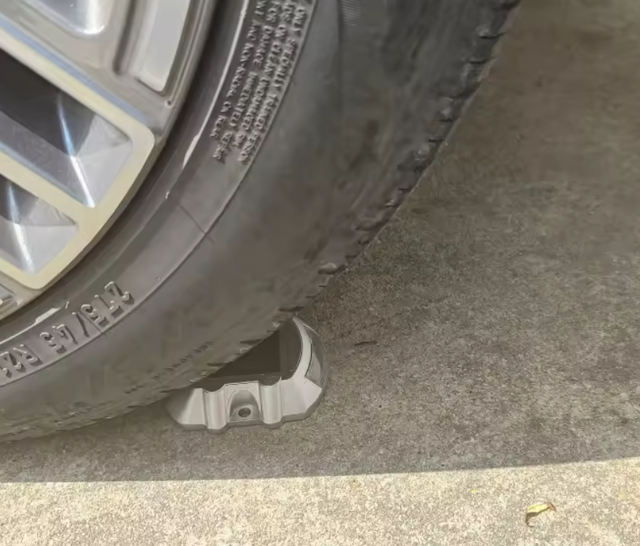 Edglit WayFind Solar Light